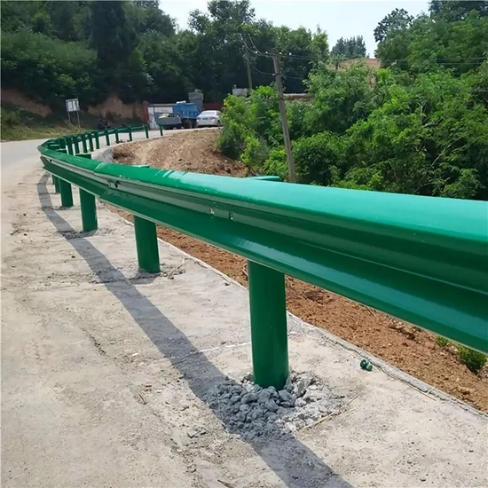 Hộ lan tôn sóng 3 sóng mạ kẽm nhúng nóng – Thrie Beam Guardrail