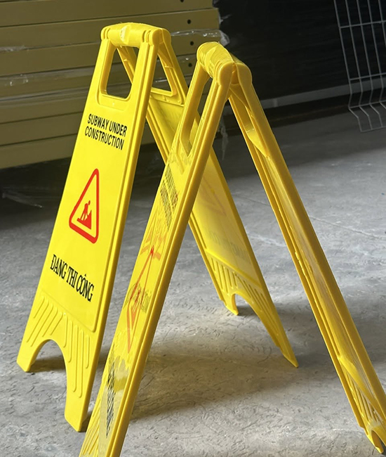 Biển Báo Cảnh Báo An Toàn Chữ A YD-AB– Biển Báo Khu Vực Thi Công, Sàn Ướt, Vệ Sinh — ảnh 4