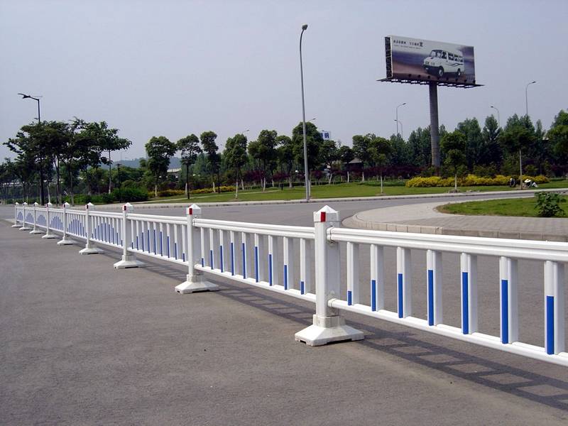 Rào Chắn Giao Thông Đô Thị Mạ Kẽm – Road Fence Bảo Vệ Người Đi Bộ